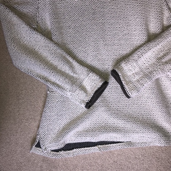 1/4 Zip Knit Wear Sweater - Picture 4 of 7